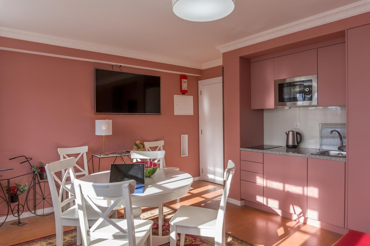 Apartments TRIPALL Clérigos 4 Порто Екстериор снимка